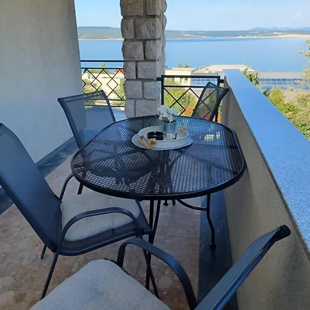 Helen Διαμέρισμα *