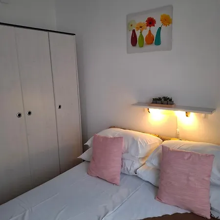 Helen Apartment