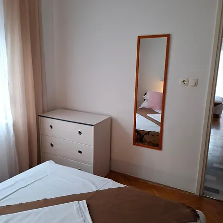 Helen Apartment *