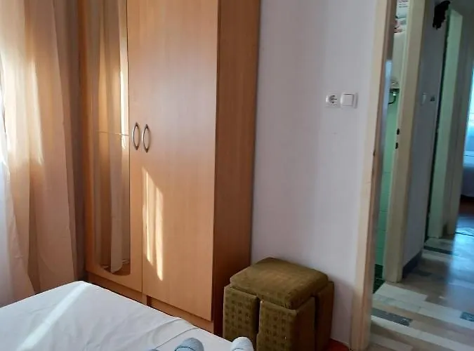 Helen * Цриквеница