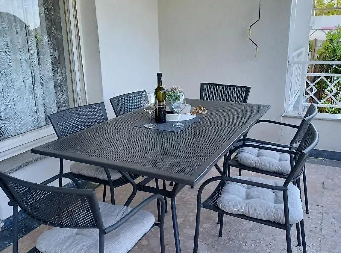 Helen * Цриквеница